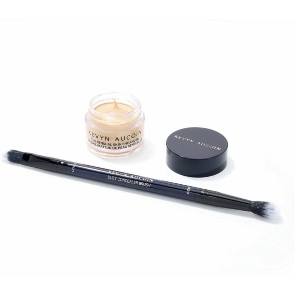 Kevyn Aucoin Sensual Skin Enhancer Multi-Use Perfector&Brush - Color #8